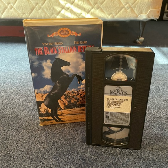 VHS - The Black Stallion | The Black Stallion Return - Picture 2 of 2